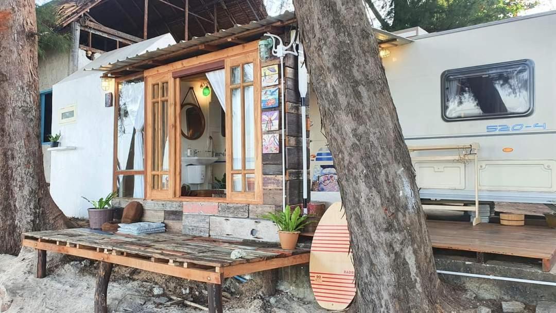 Maliblues Bed & Art Gallery Chumphon Exteriér fotografie