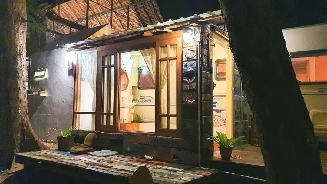 Maliblues Bed & Art Gallery Chumphon Exteriér fotografie