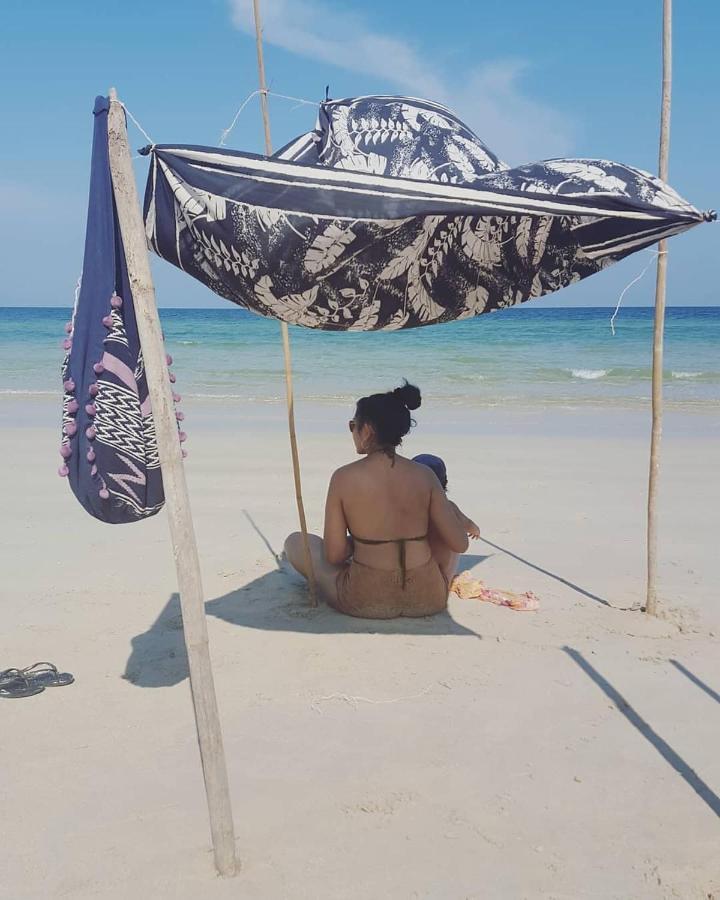 Maliblues Bed & Art Gallery Chumphon Exteriér fotografie