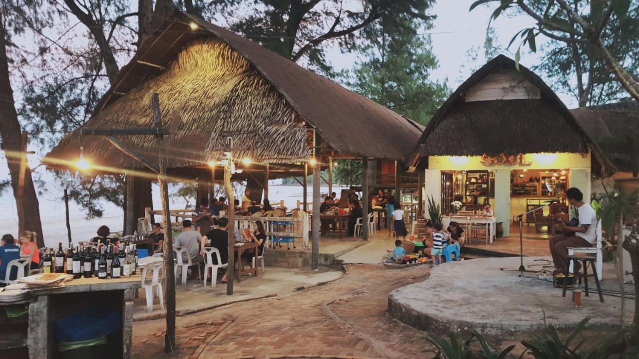 Maliblues Bed & Art Gallery Chumphon Exteriér fotografie